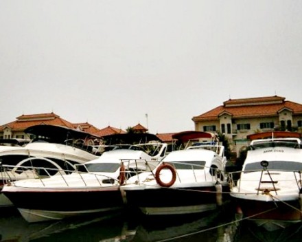 Sewa Kapal Speedboat Yacht Marina Ancol