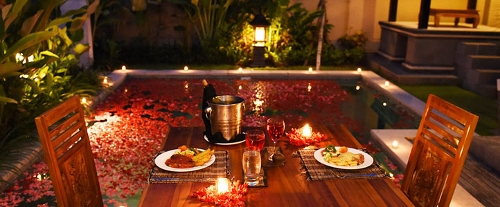 Bali Kubal Honeymoon Villa - Romantic Dinner Setup